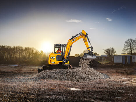 Mini excavator application image of 50Z-2 stage V